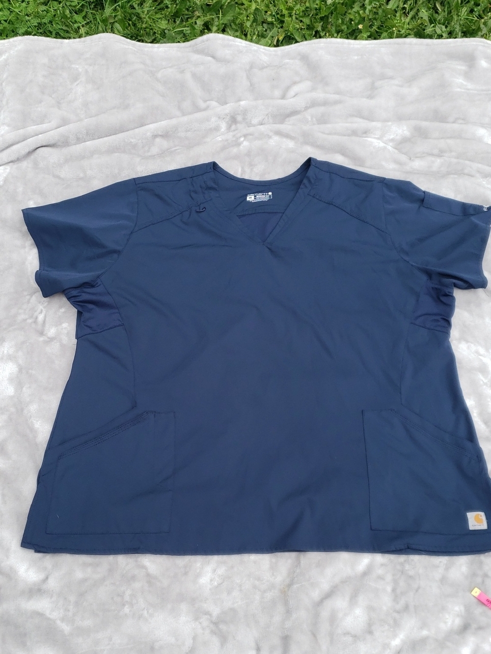 Carhartt Men’s Navy V‑Neck Scrub Top